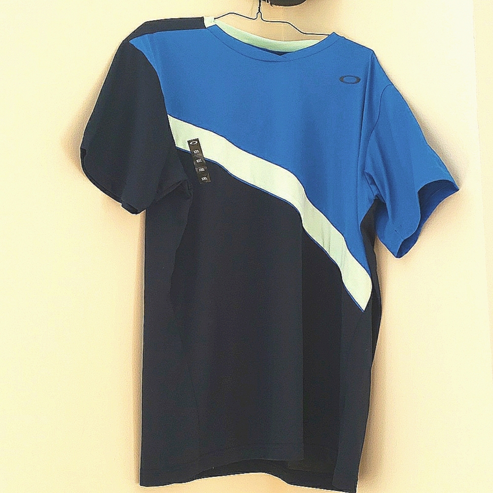 Oakley enhanced crew shirt top